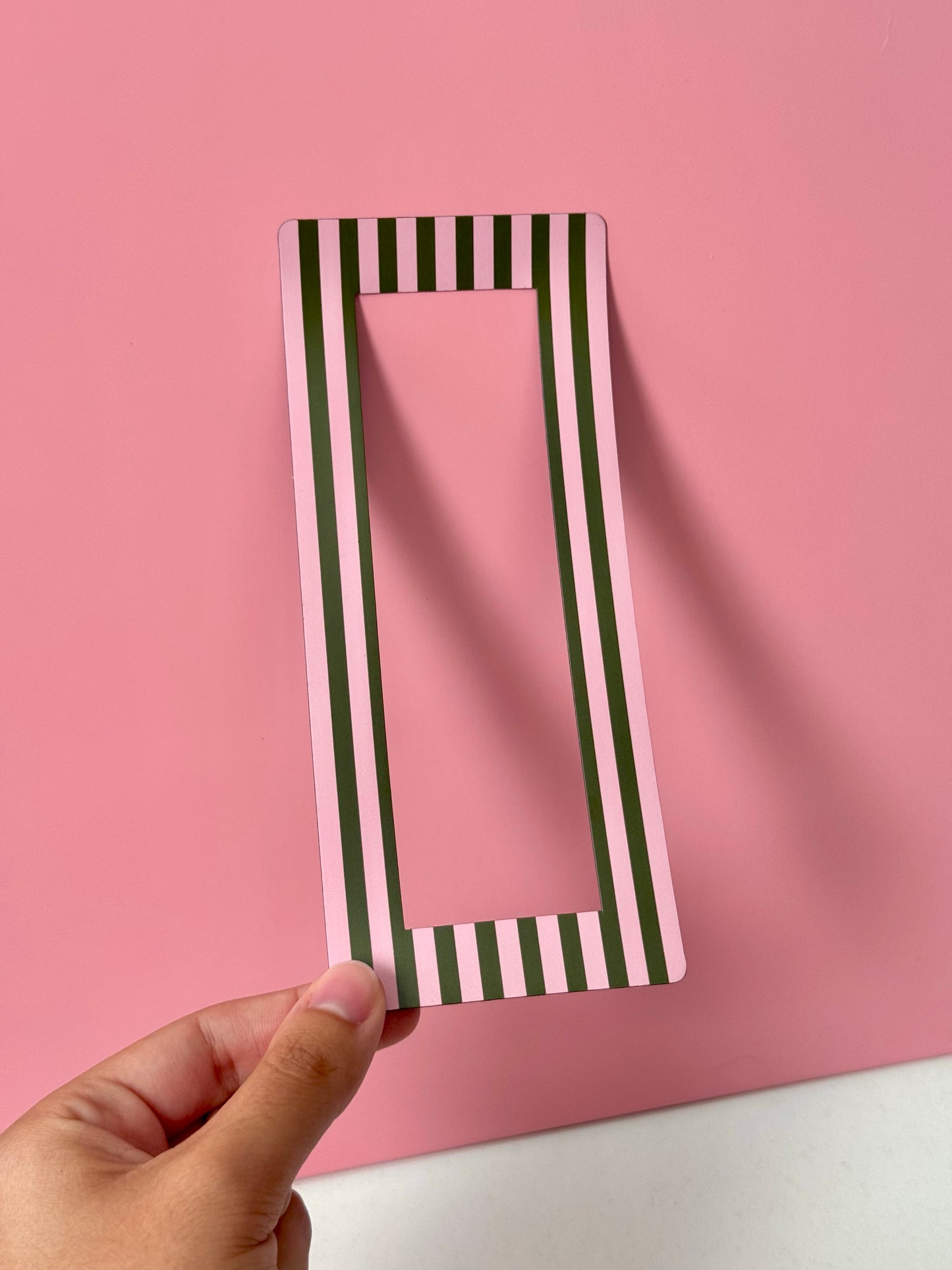 "BERRY FIELDS" DIGITAL PHOTOBOOTH FRAME MAGNET