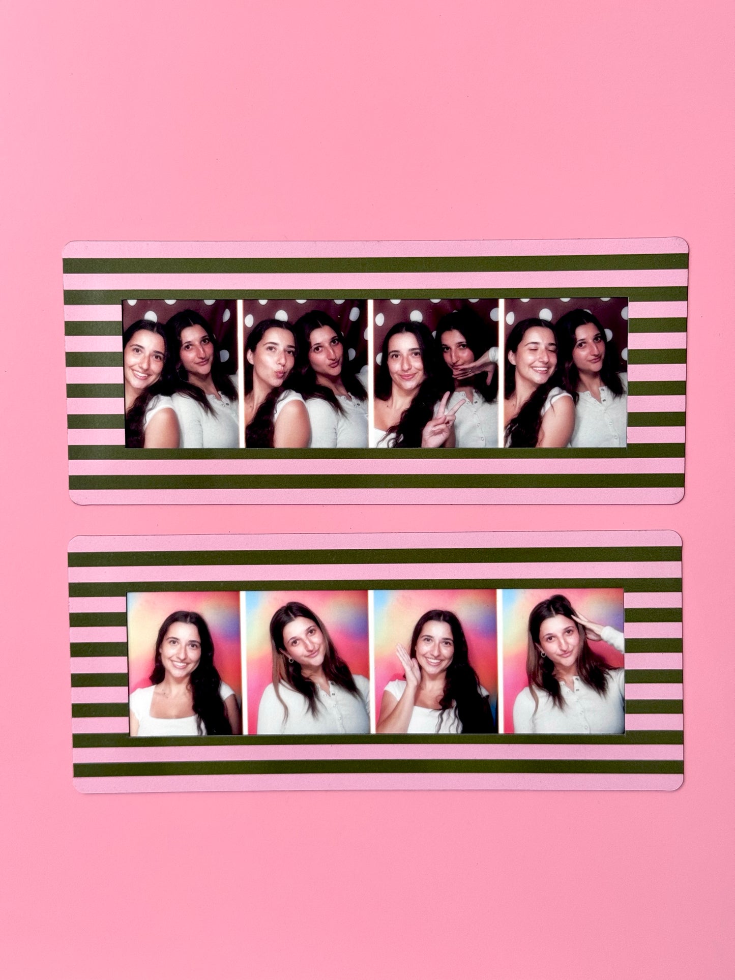 "BERRY FIELDS" DIGITAL PHOTOBOOTH FRAME MAGNET