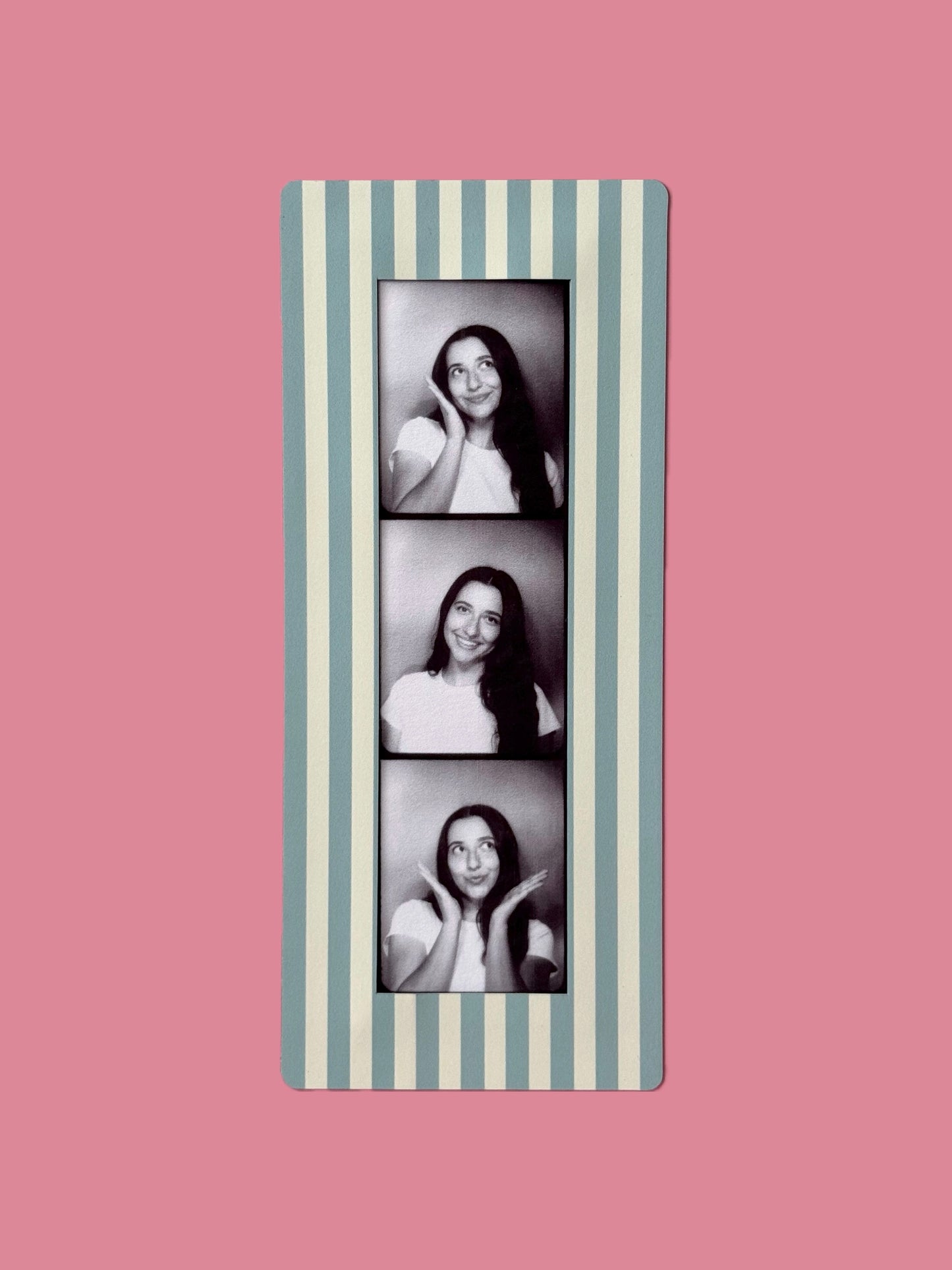 "SEASIDE STRIPES" DIGITAL PHOTOBOOTH FRAME MAGNET