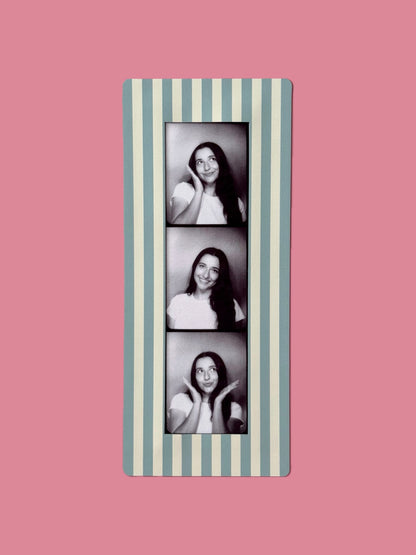 "SEASIDE STRIPES" DIGITAL PHOTOBOOTH FRAME MAGNET