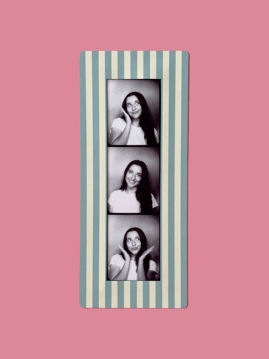"SEASIDE STRIPES" DIGITAL PHOTOBOOTH FRAME MAGNET