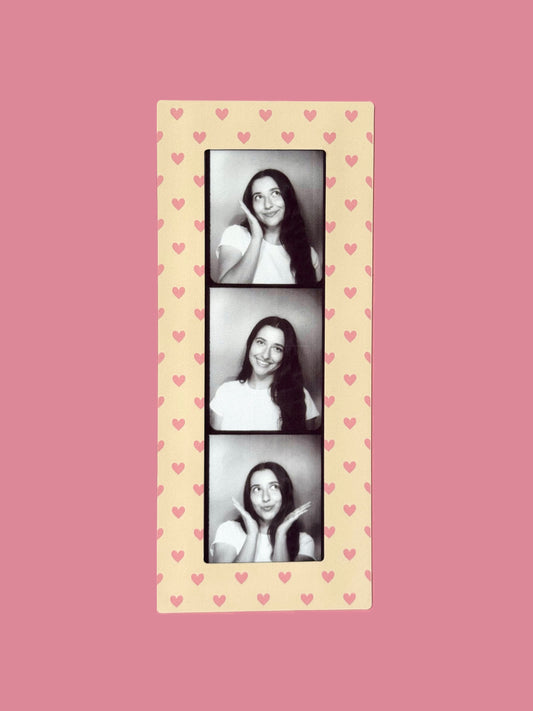"LOVER GIRL" DIGITAL PHOTOBOOTH FRAME MAGNET