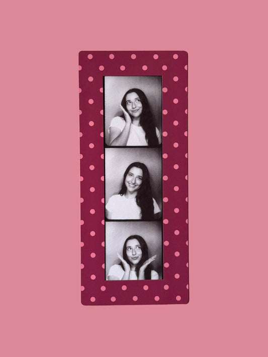 "PLUM POLKA DOT" DIGITAL PHOTOBOOTH FRAME MAGNET