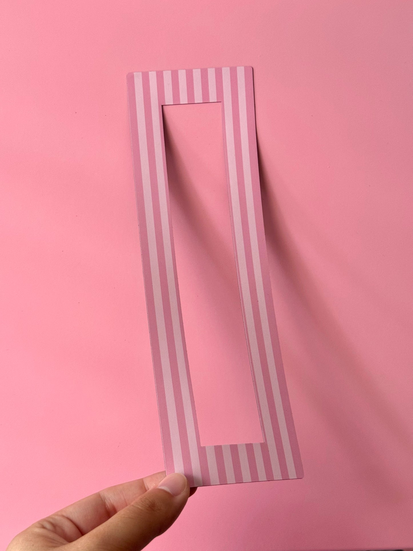 "STRAWBERRY STRIPES" VINTAGE PHOTOBOOTH FRAME MAGNET